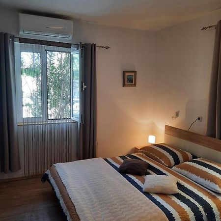 Studio Apartment Katalpa Zadar Bagian luar foto